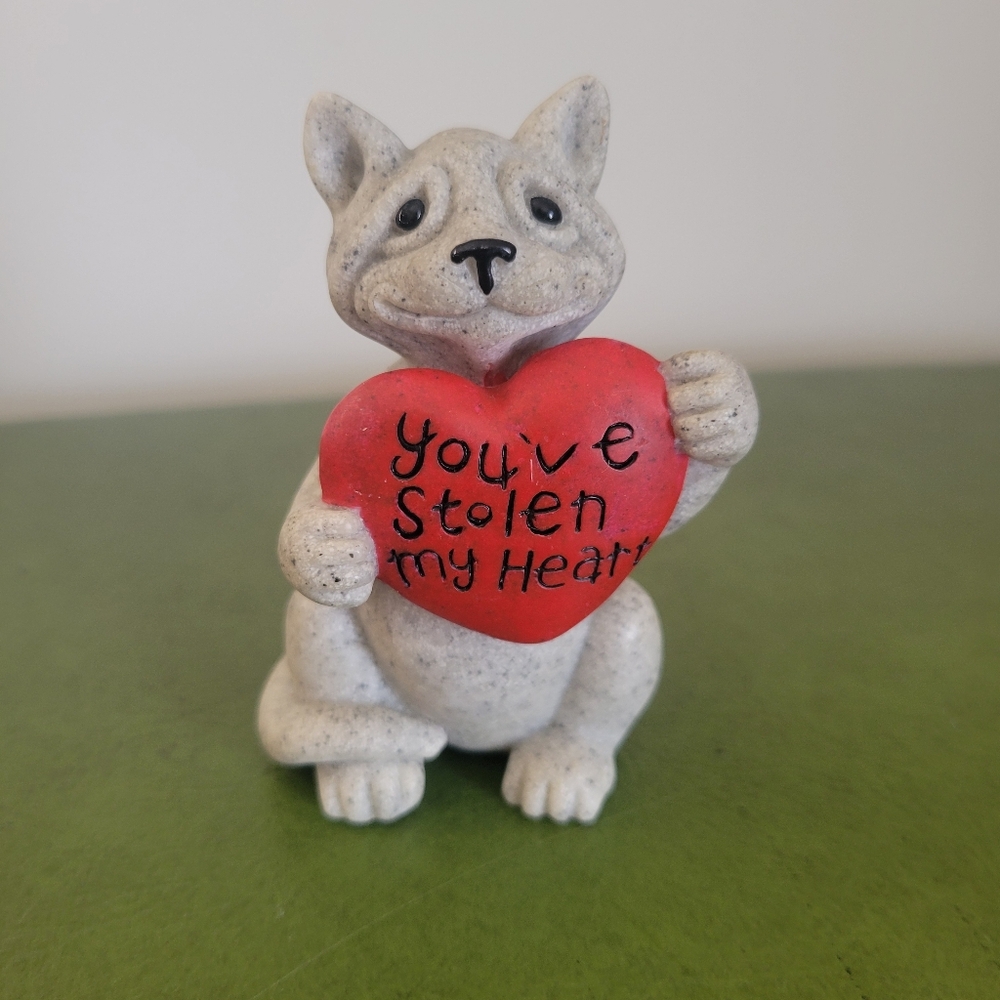 Rare HTF Quarry Critters Cat Figurine Youve Stolen My Heart Valentines 2005